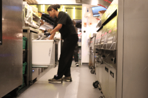 ADANDE REFRIGERATED DRAWER IN CHICKEN SHOP - VCC1